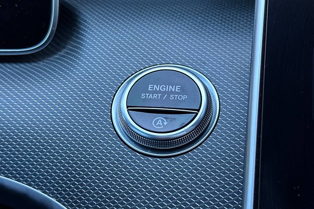Thumbnail: 2024 Mercedes-Benz C-Class - 27