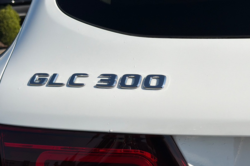 Thumbnail: 2022 Mercedes-Benz GLC - 7