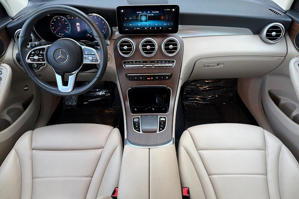 Thumbnail: 2022 Mercedes-Benz GLC - 2