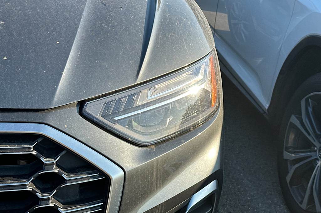 Thumbnail: 2022 Audi SQ5 - 13