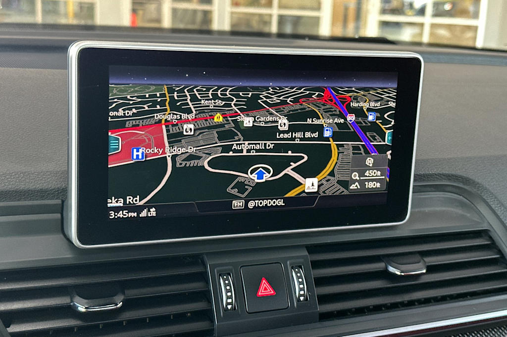 Thumbnail: 2018 Audi SQ5 - 26