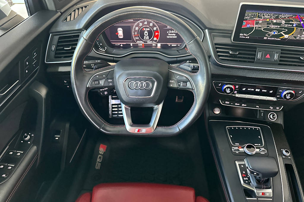 Thumbnail: 2018 Audi SQ5 - 12