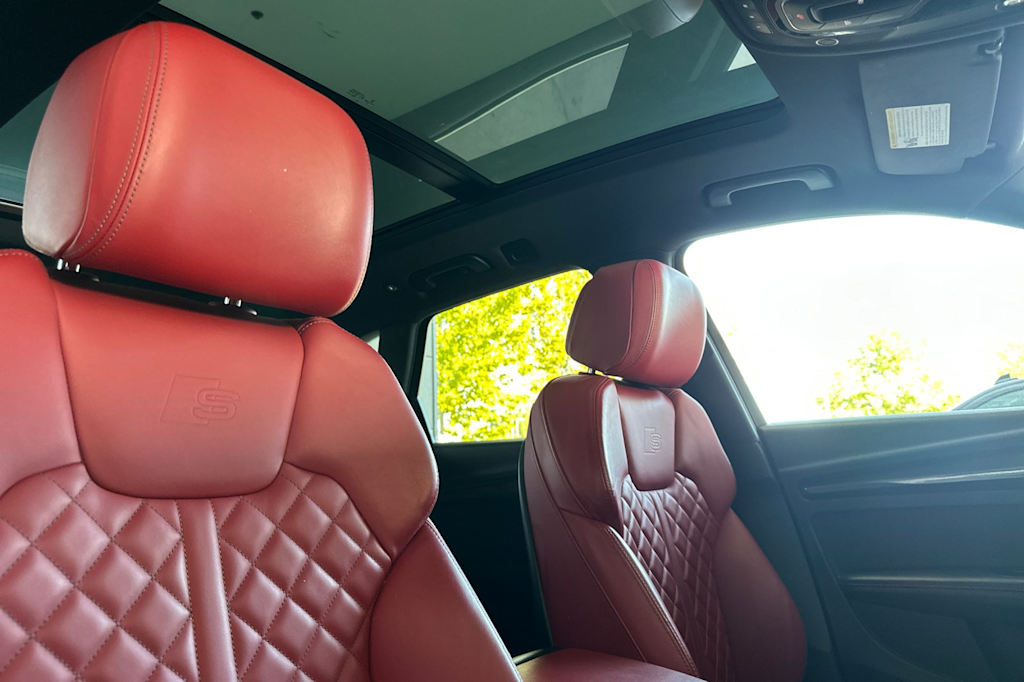 Thumbnail: 2018 Audi SQ5 - 10