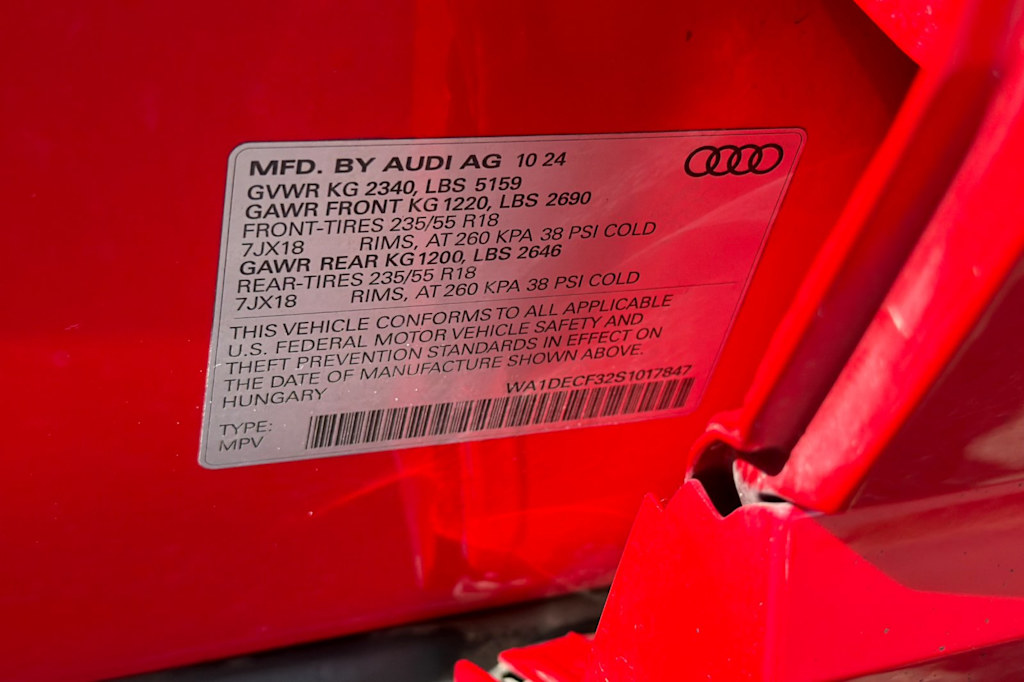 Thumbnail: 2025 Audi Q3 - 17