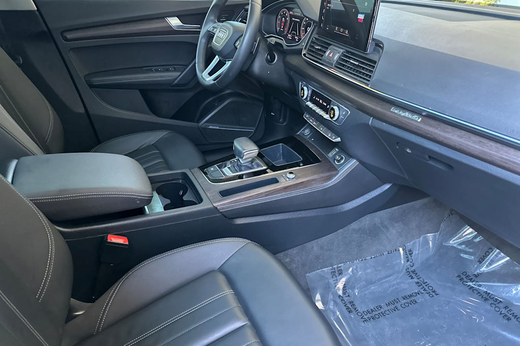 Thumbnail: 2023 Audi Q5 - 12