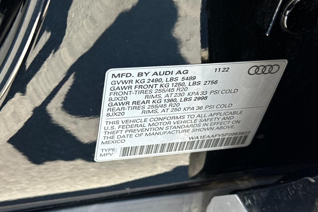 Thumbnail: 2023 Audi Q5 - 17
