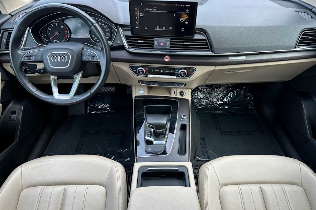 2022 Audi Q5 Premium 2