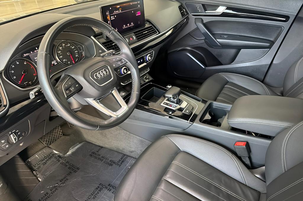 Thumbnail: 2023 Audi Q5 - 9