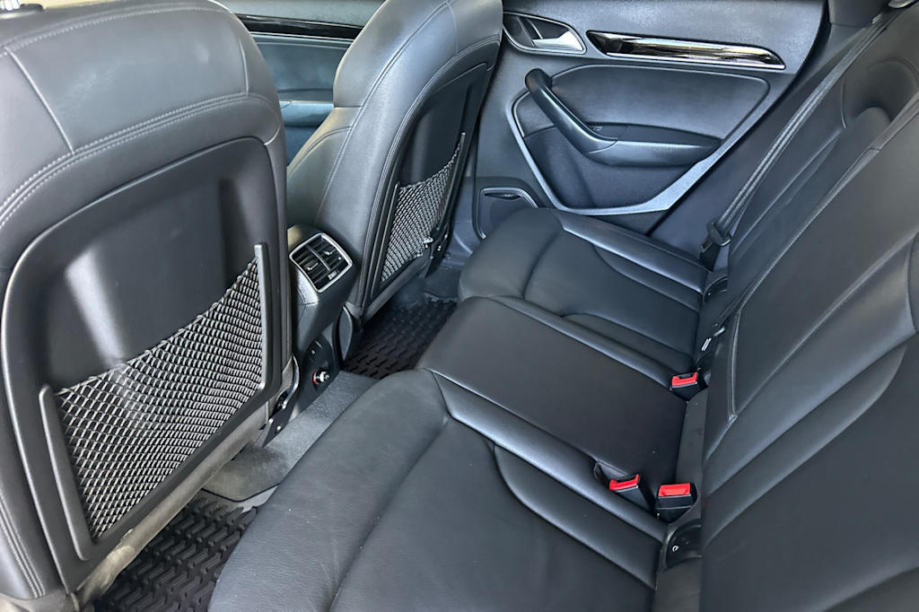 Thumbnail: 2018 Audi Q3 - 11