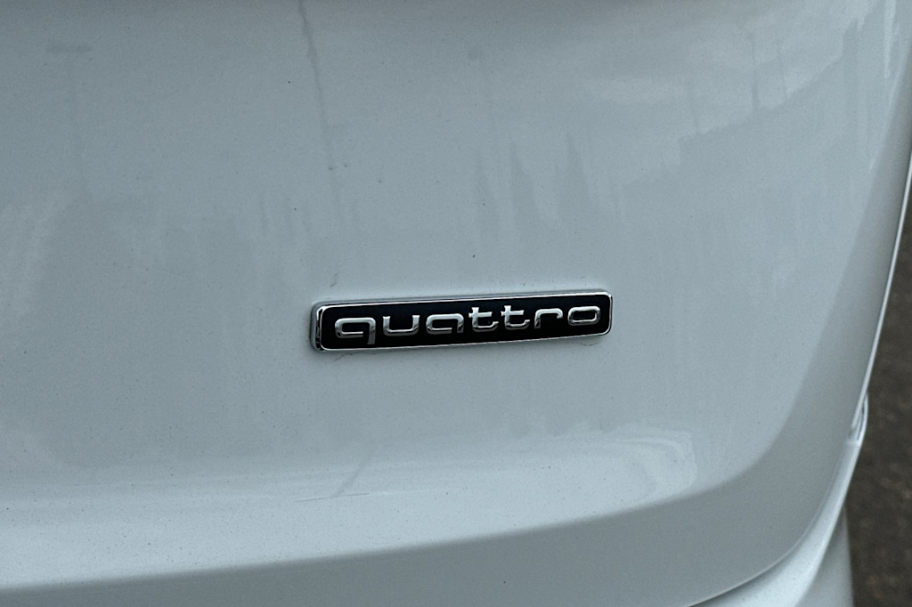 Thumbnail: 2021 Audi Q7 - 7