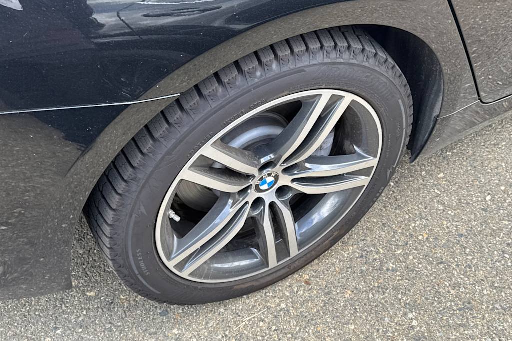 Thumbnail: 2021 BMW 5 Series - 16
