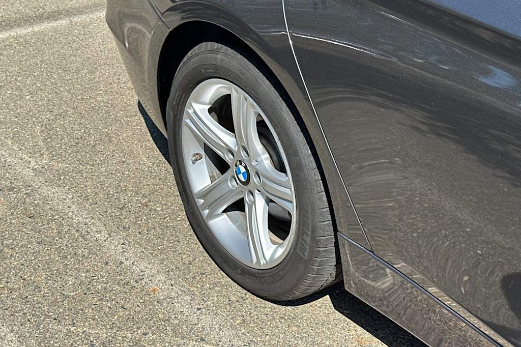 Thumbnail: 2015 BMW 3 Series - 14