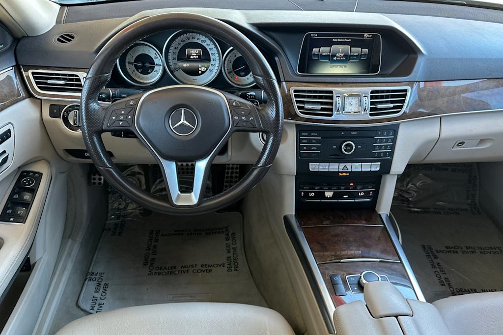 Thumbnail: 2016 Mercedes-Benz E-Class - 12