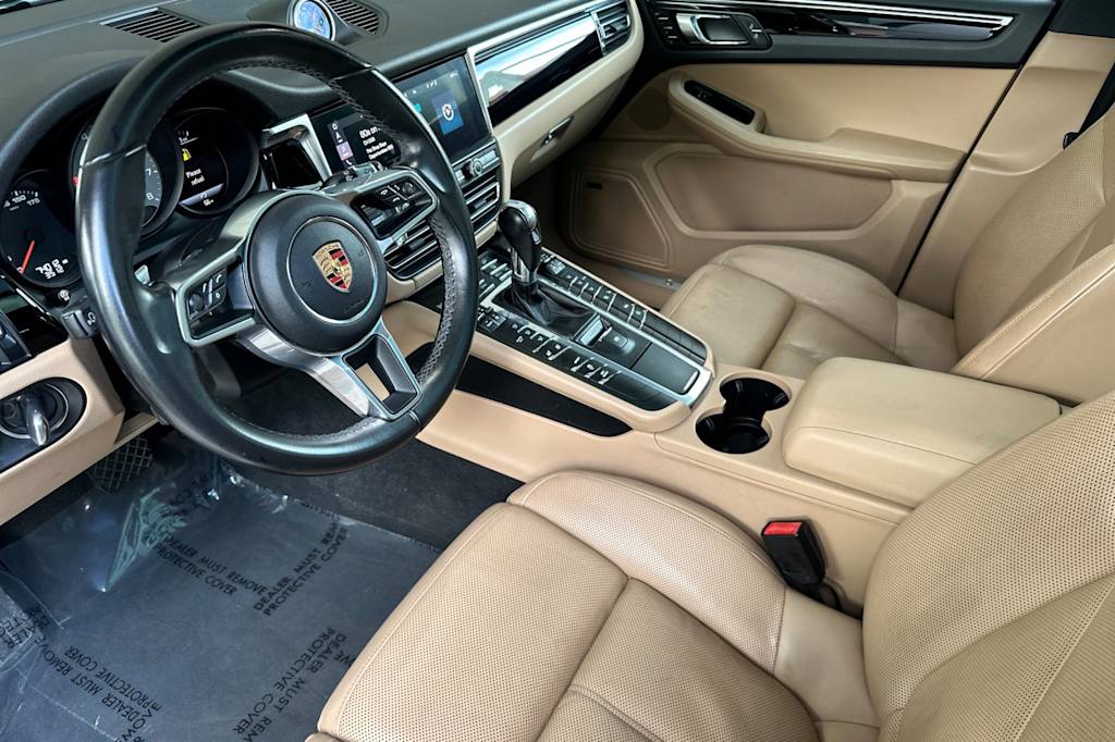 Thumbnail: 2020 Porsche Macan - 9