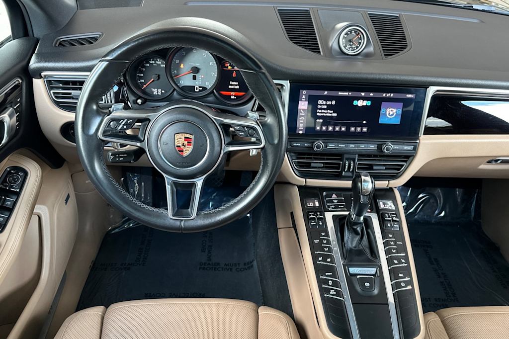 Thumbnail: 2020 Porsche Macan - 11