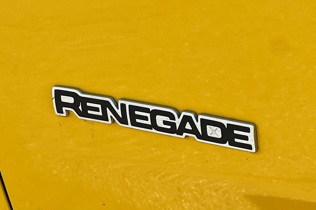 Thumbnail: 2018 Jeep Renegade - 7