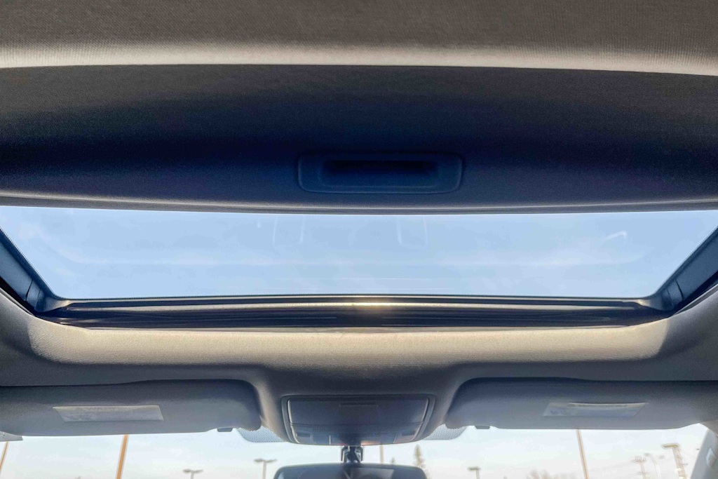 Thumbnail: 2016 Acura TLX - 22