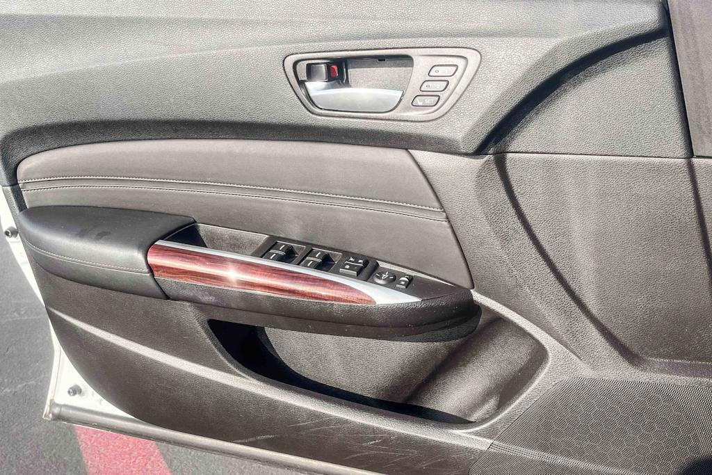 Thumbnail: 2016 Acura TLX - 23