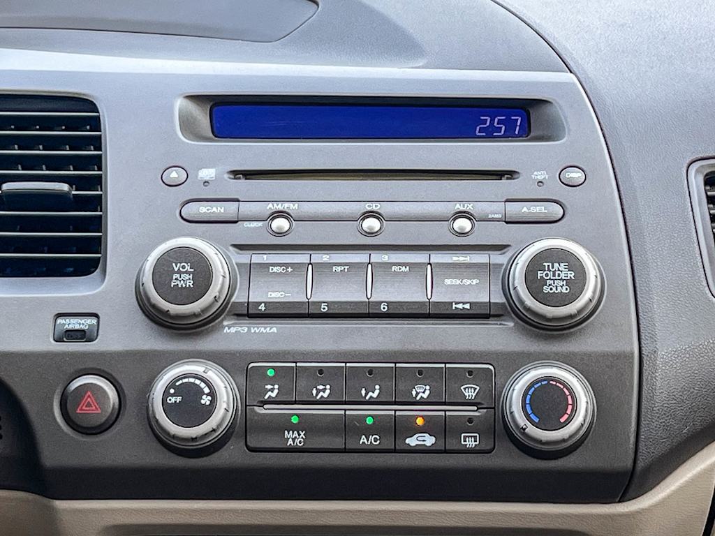 Thumbnail: 2011 Honda Civic - 21