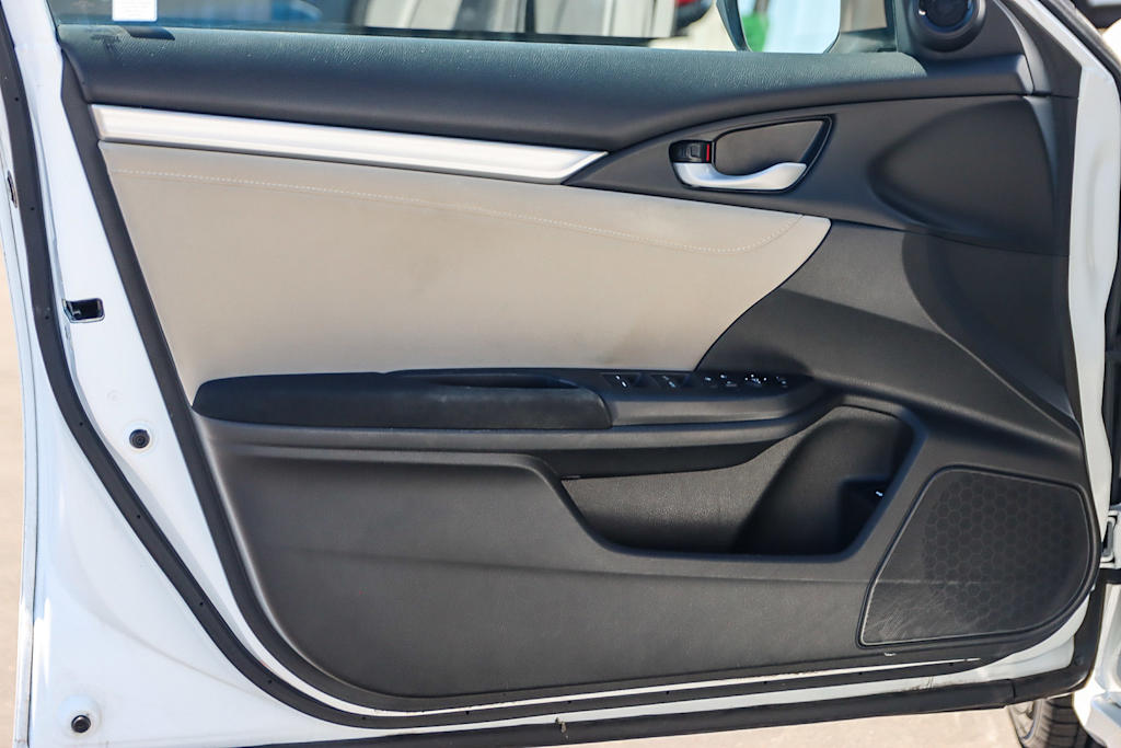 Thumbnail: 2017 Honda Civic - 24