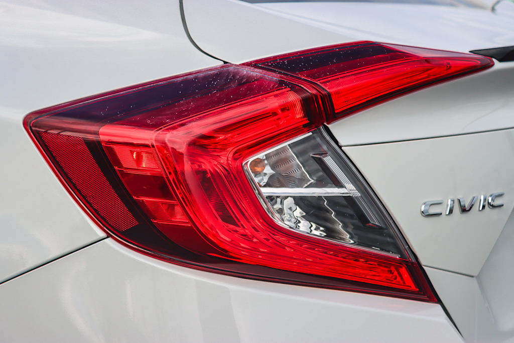 Thumbnail: 2019 Honda Civic - 17