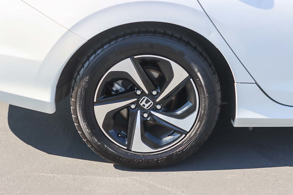 Thumbnail: 2021 Honda Insight - 21