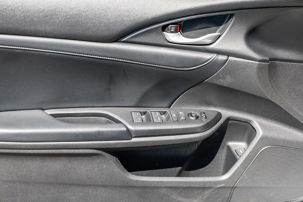 Thumbnail: 2020 Honda Insight - 34