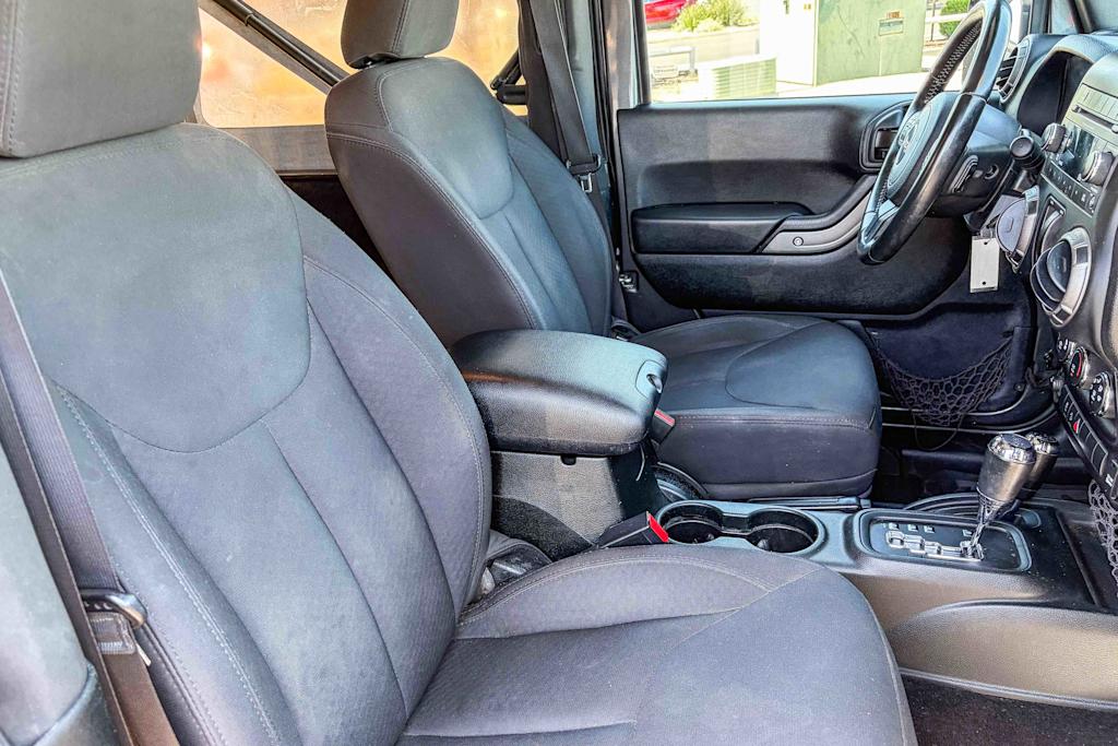 Thumbnail: 2018 Jeep Wrangler - 8