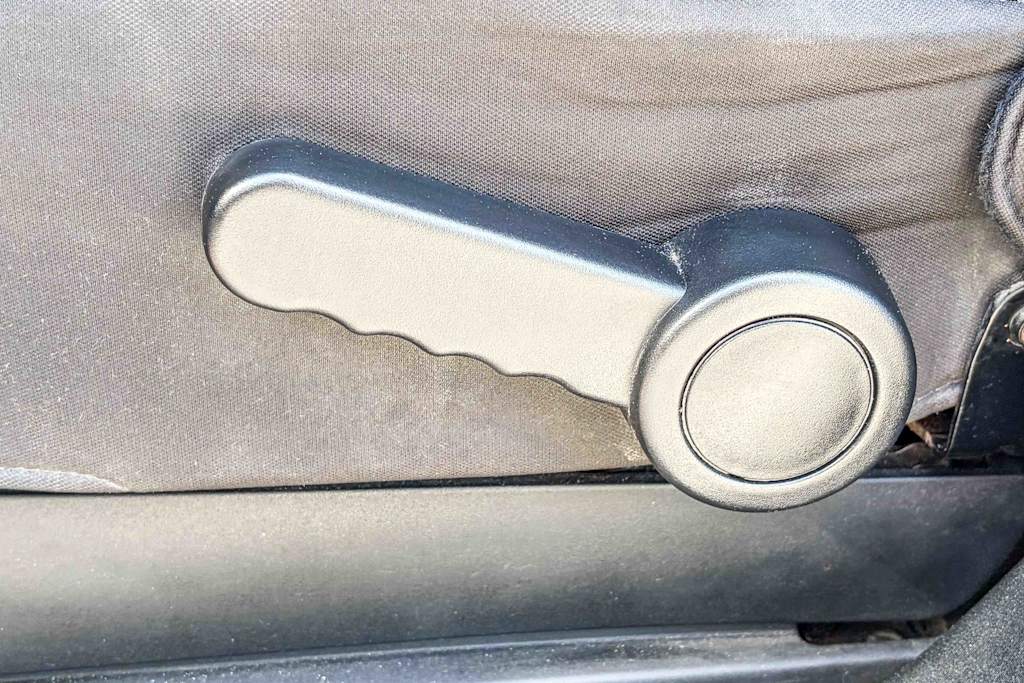 Thumbnail: 2018 Jeep Wrangler - 14