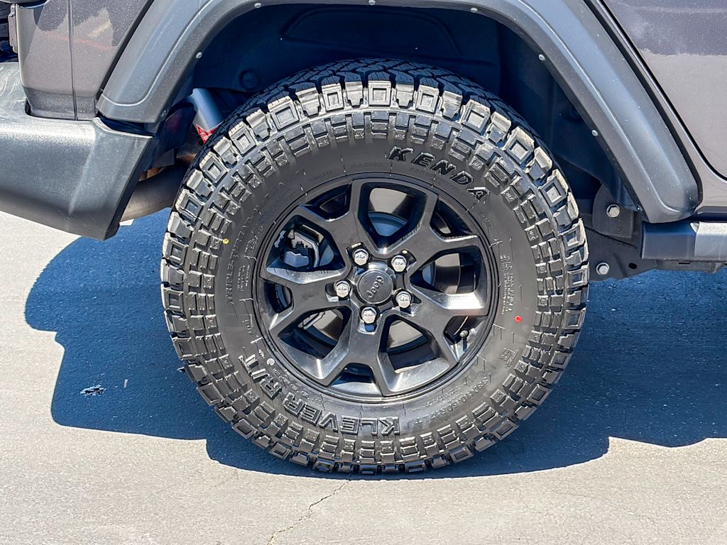 Thumbnail: 2022 Jeep Wrangler - 21