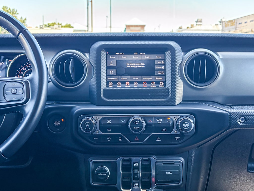 Thumbnail: 2022 Jeep Wrangler - 12