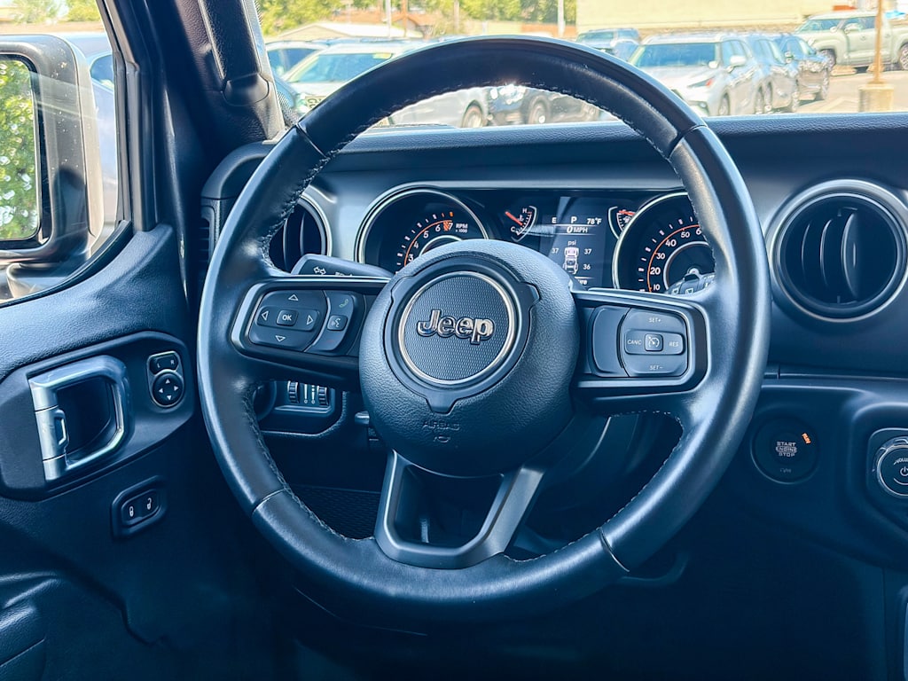 Thumbnail: 2022 Jeep Wrangler - 8