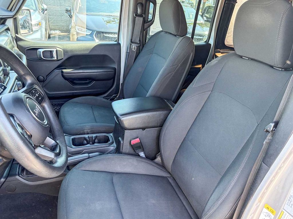Thumbnail: 2018 Jeep Wrangler - 10
