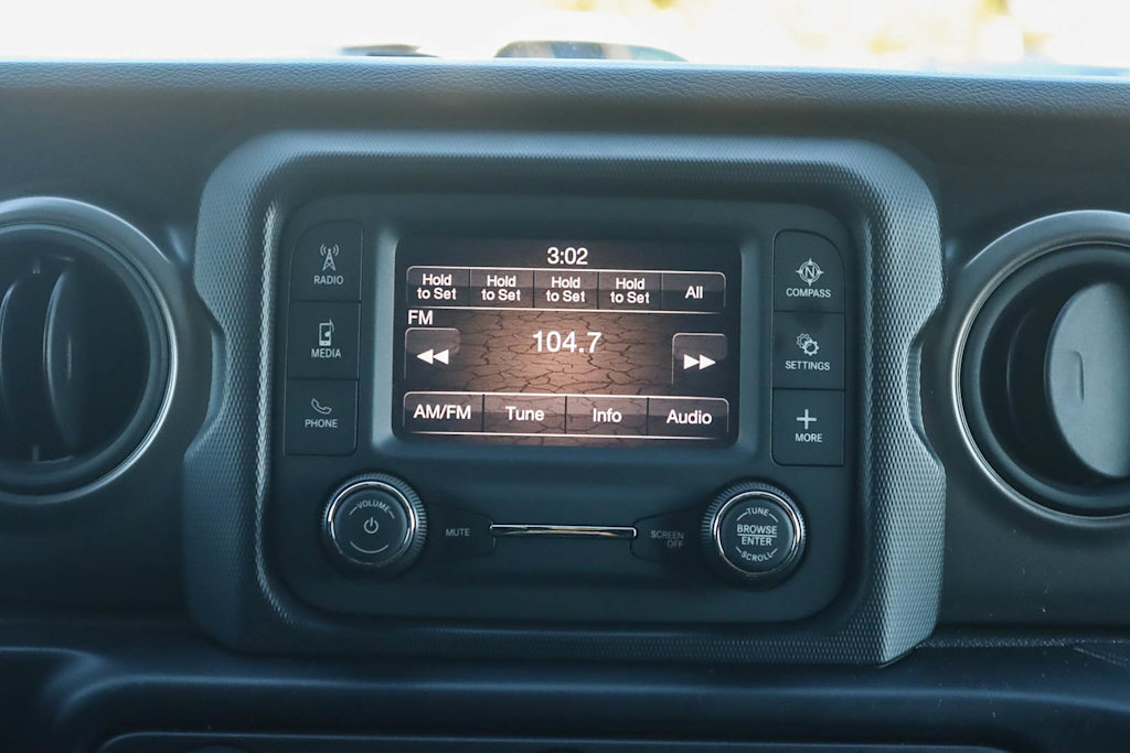 Thumbnail: 2021 Jeep Wrangler - 22