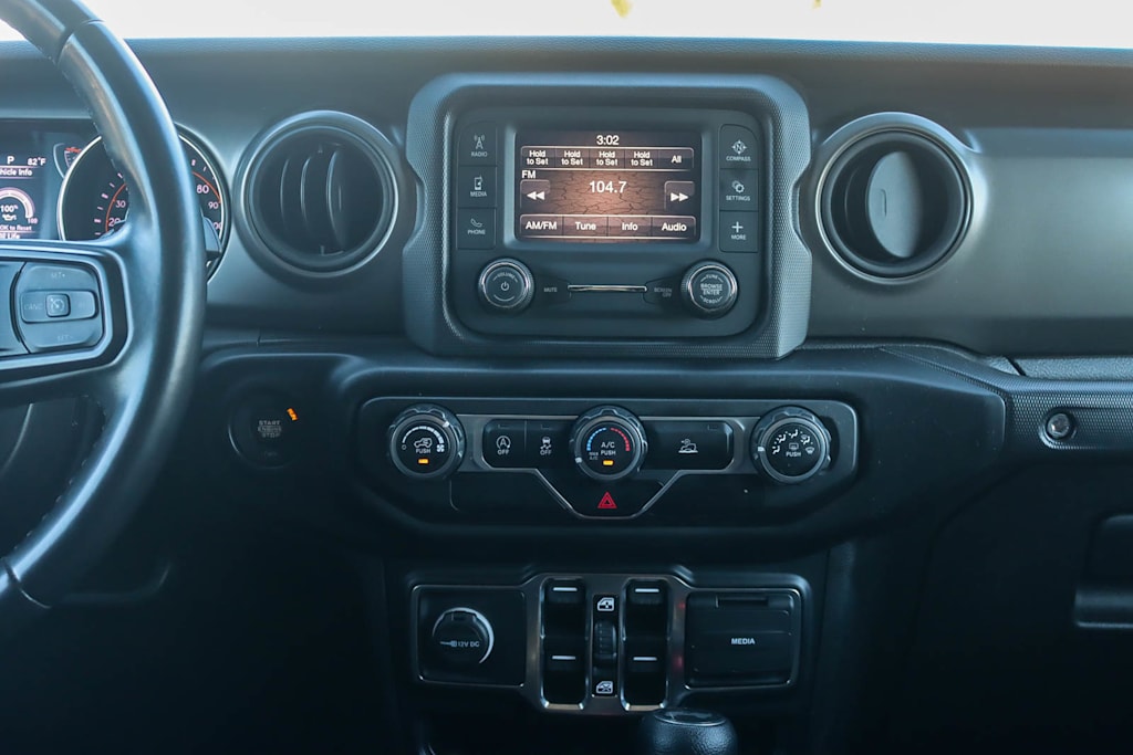 Thumbnail: 2021 Jeep Wrangler - 12