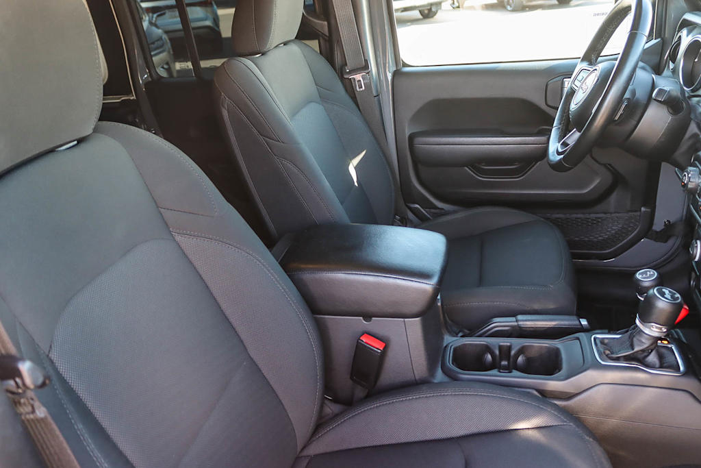 Thumbnail: 2021 Jeep Wrangler - 9