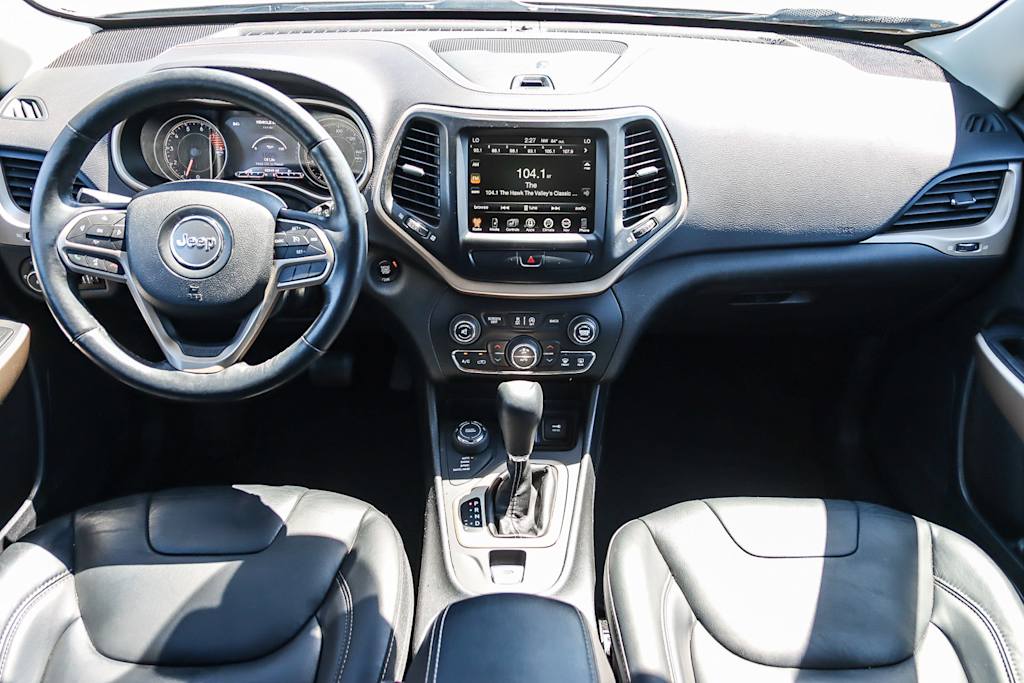 2017 Jeep Cherokee Limited Edition 2