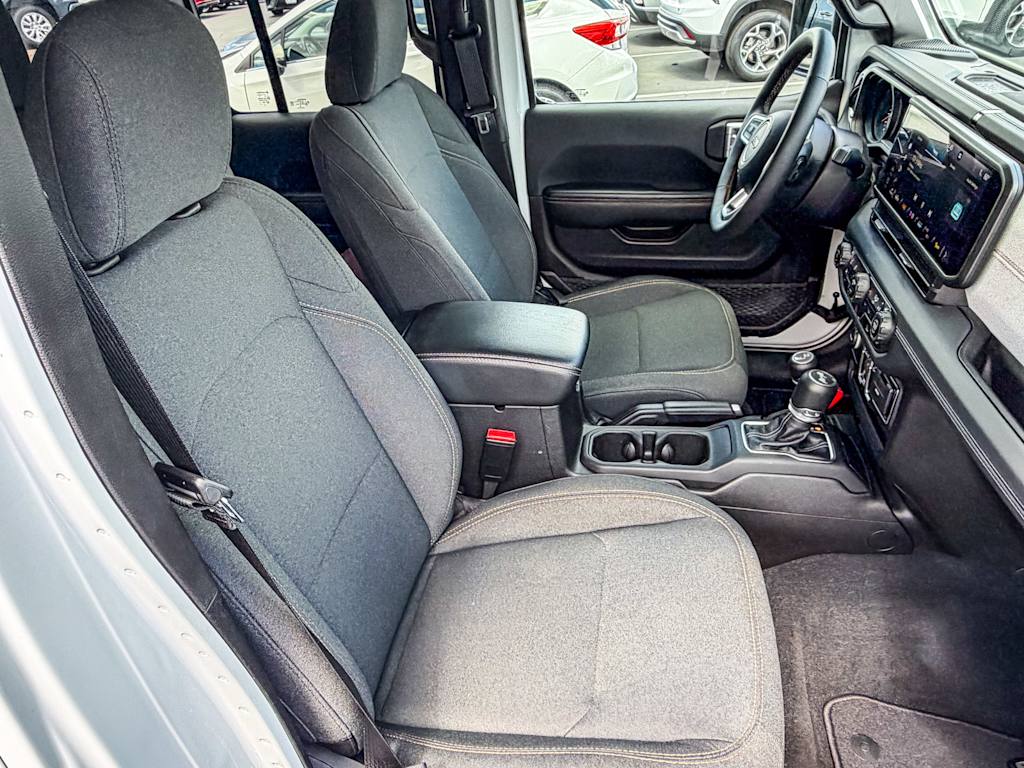 Thumbnail: 2025 Jeep Wrangler - 8