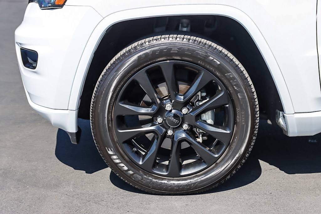 Thumbnail: 2019 Jeep Grand Cherokee - 6