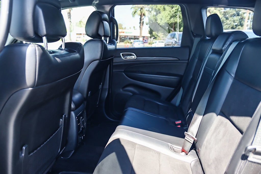Thumbnail: 2019 Jeep Grand Cherokee - 11