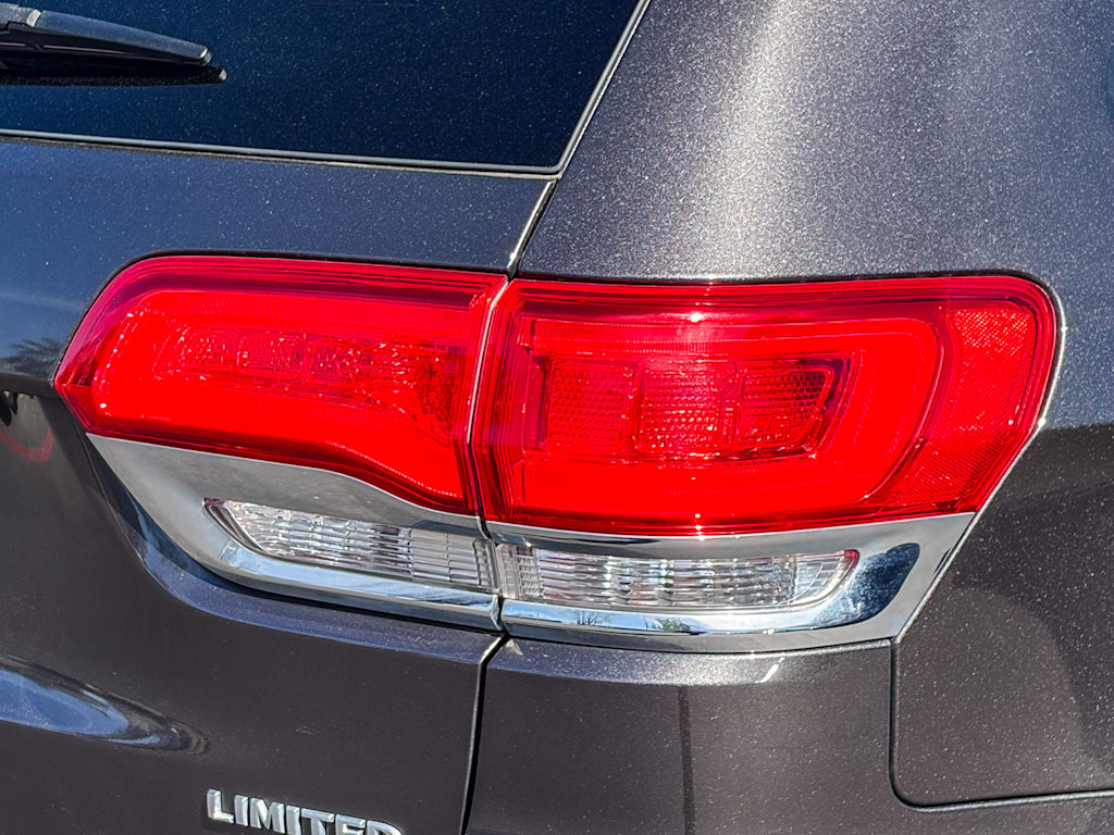 Thumbnail: 2019 Jeep Grand Cherokee - 19