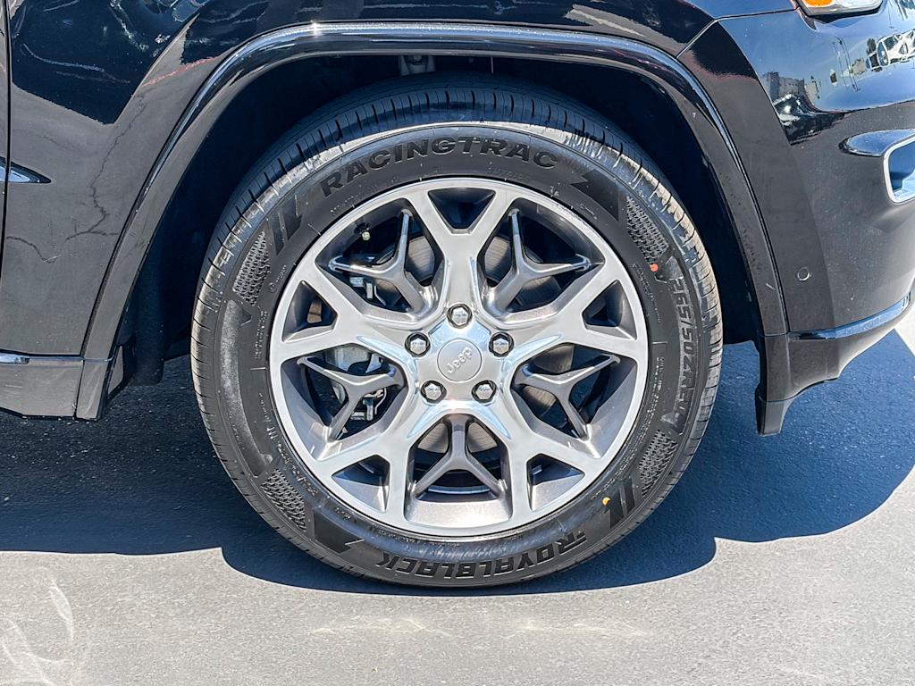 Thumbnail: 2020 Jeep Grand Cherokee - 6