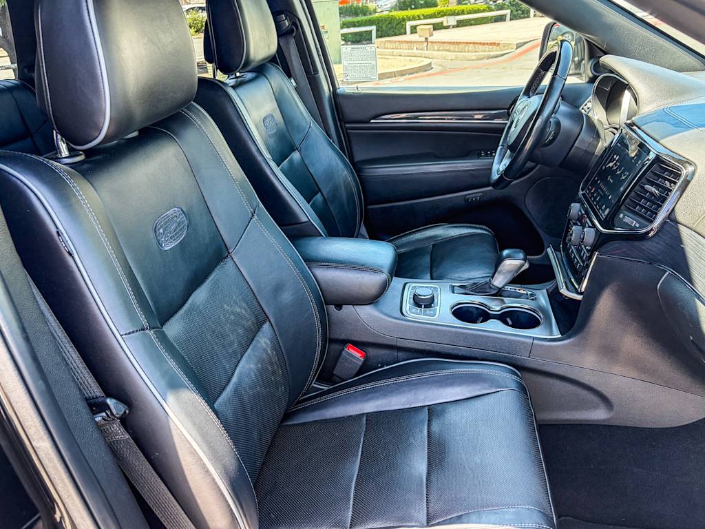 Thumbnail: 2020 Jeep Grand Cherokee - 9