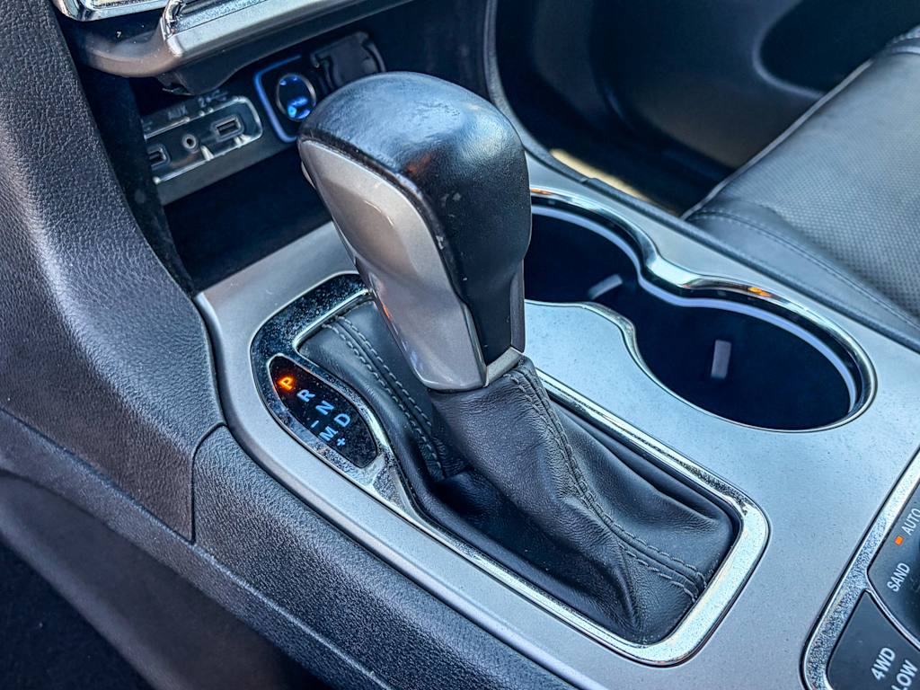Thumbnail: 2020 Jeep Grand Cherokee - 13