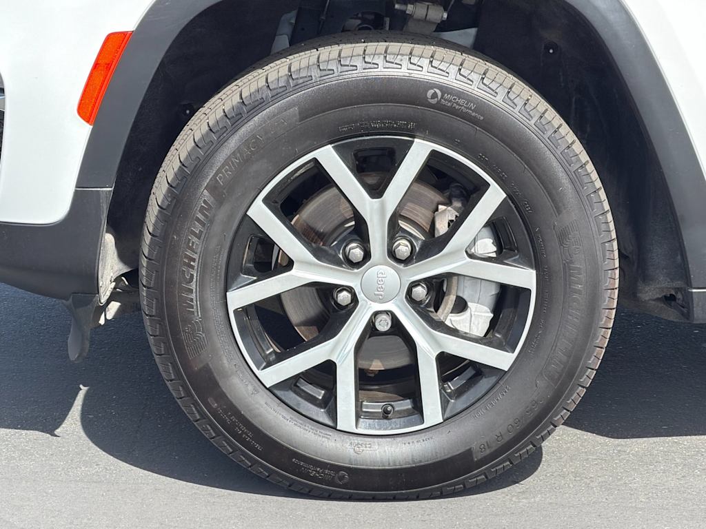 Thumbnail: 2024 Jeep Grand Cherokee - 8