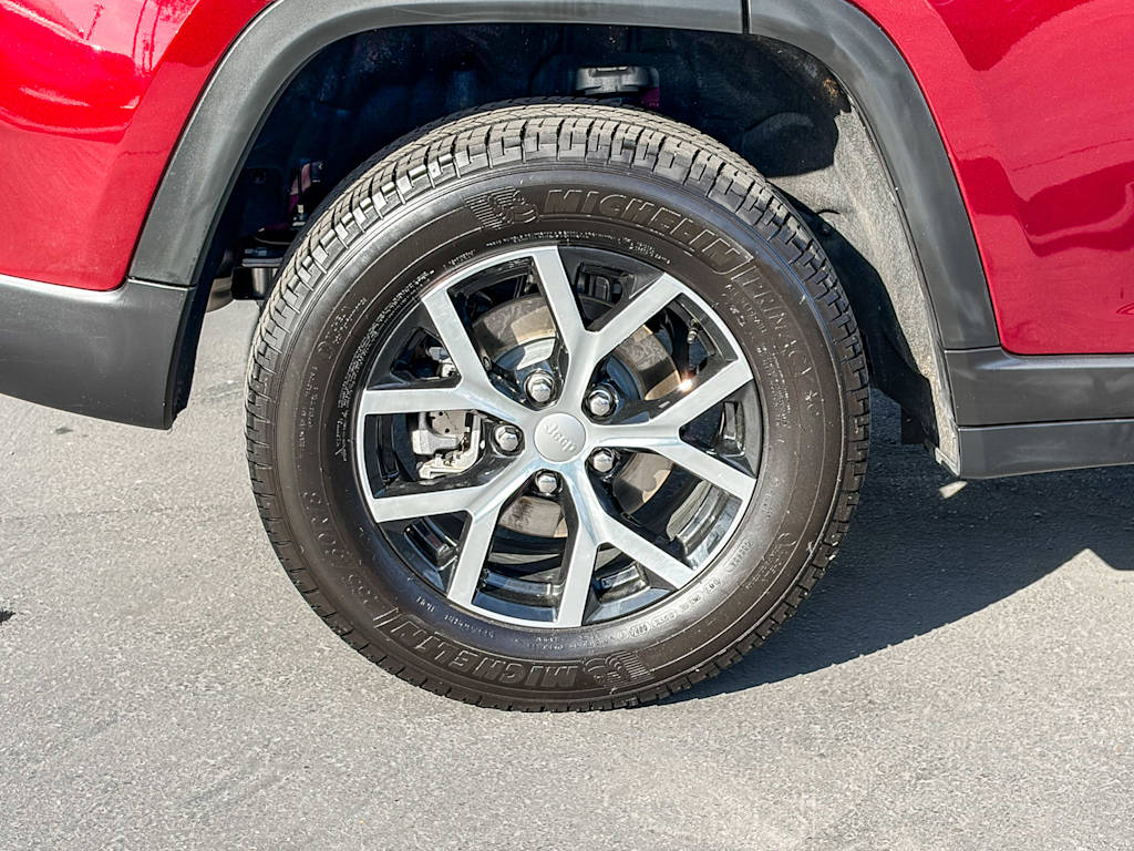 Thumbnail: 2024 Jeep Grand Cherokee - 19