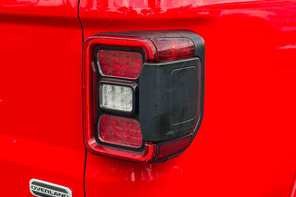 Thumbnail: 2020 Jeep Gladiator - 19