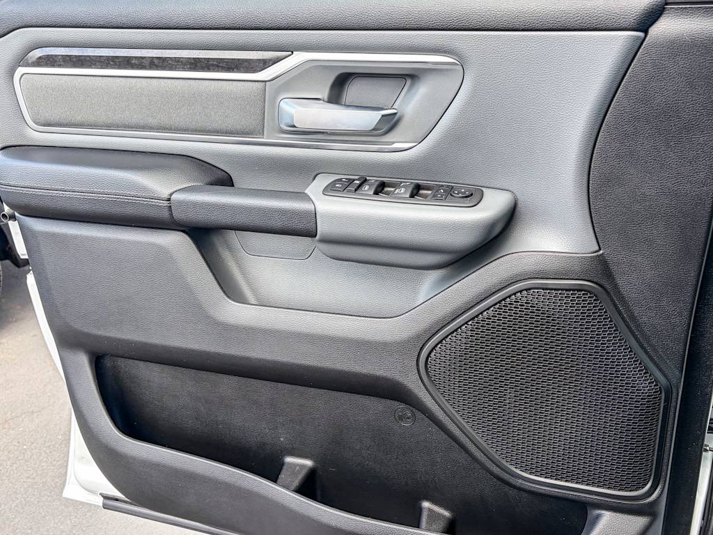 Thumbnail: 2022 RAM 1500 - 22