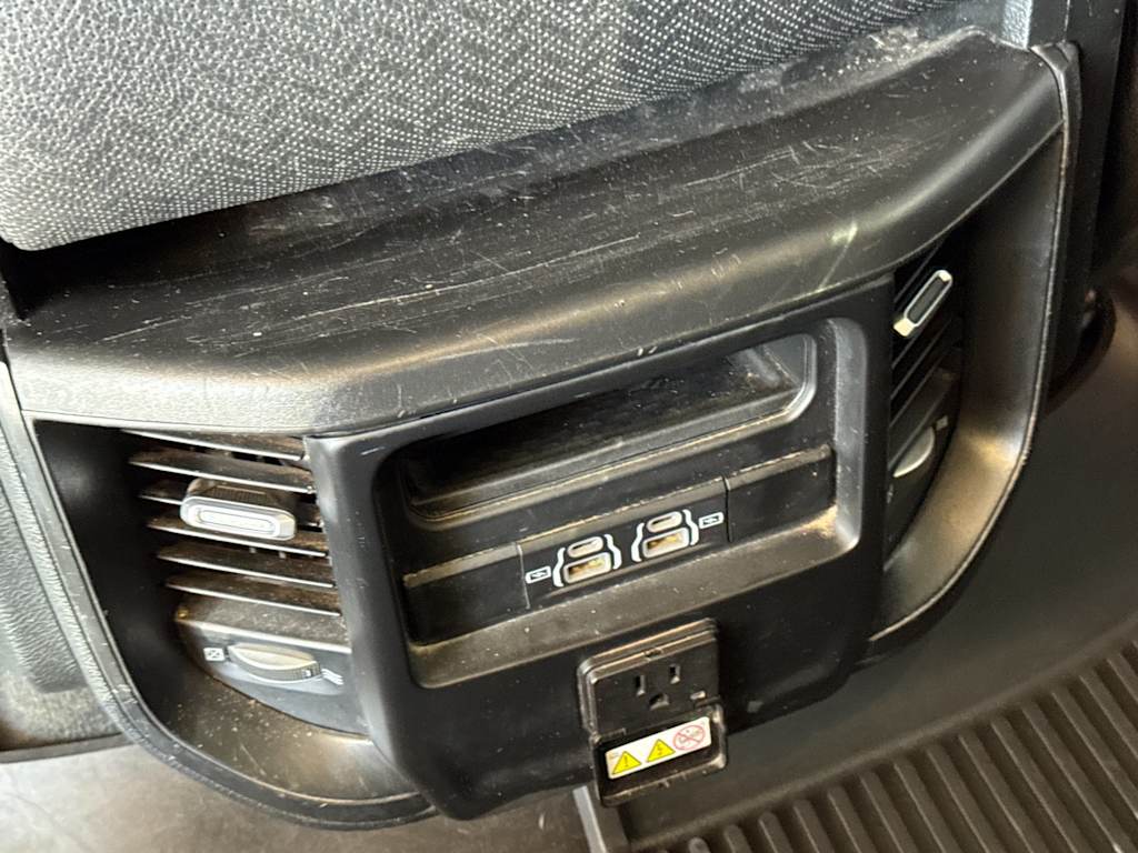 Thumbnail: 2022 RAM 1500 - 22