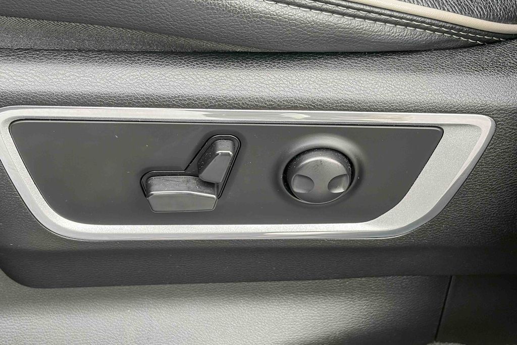 Thumbnail: 2024 RAM 1500 - 23